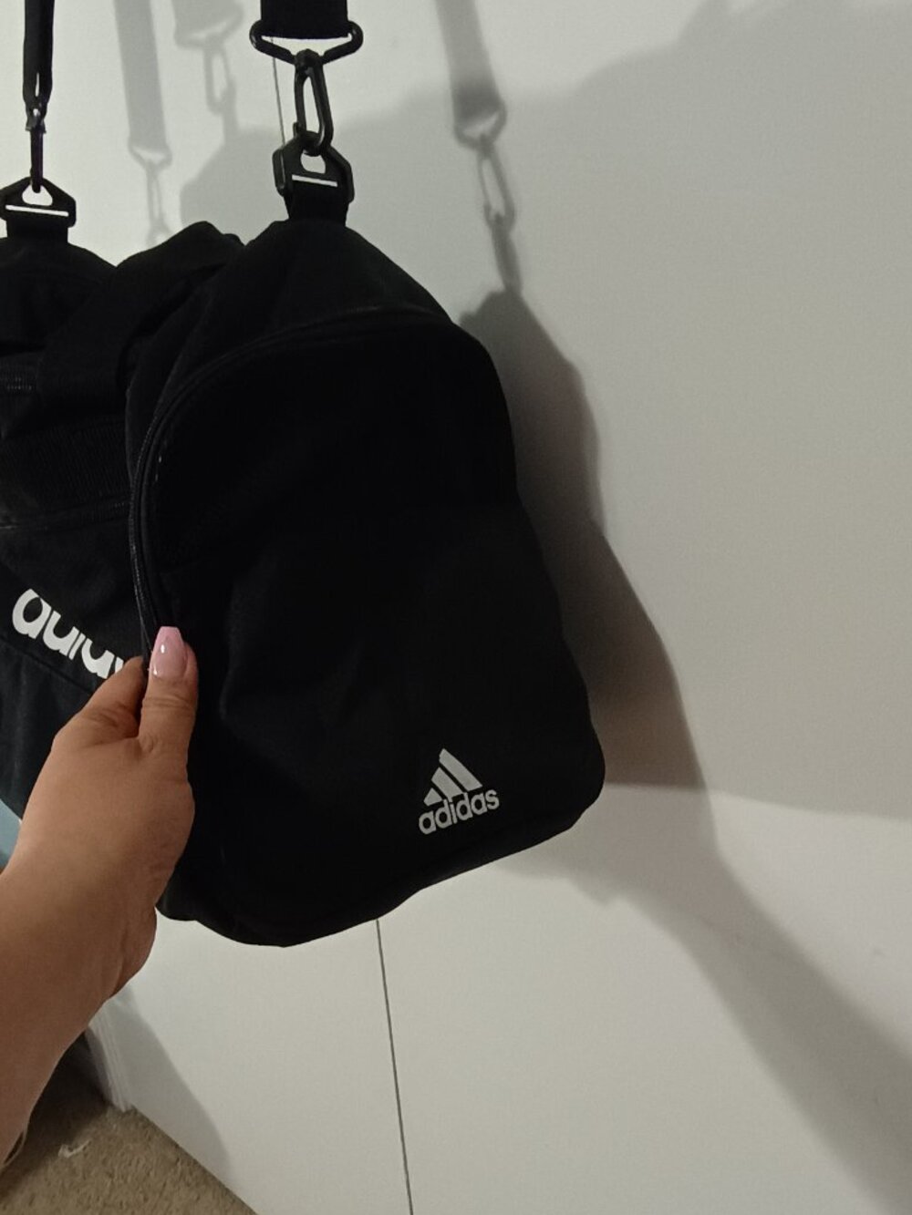 adidas Black Performance Duffel Gym Travel Bag Shoulder Strap Zip Pockets - Picture 6 of 8